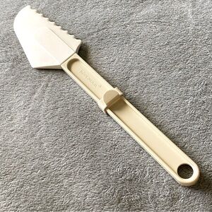 Tupperware Spatula